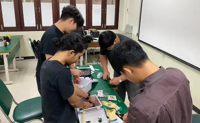 โครงการระบบ Lighting Automatic Control อาคาร 44 คณะครุศาสตร์อุตสาหกรรม 