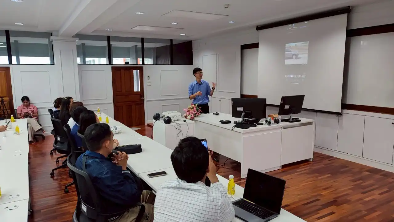 โครงการอบรมประสบการณ์วิชาชีพ ในหัวข้อ “เทคนิคการถ่ายภาพด้วย Smart Phone เพื่อใช้ในการผลิตสื่อทางเทคโนโลยีดิจิทัลเทคนิคศึกษา”