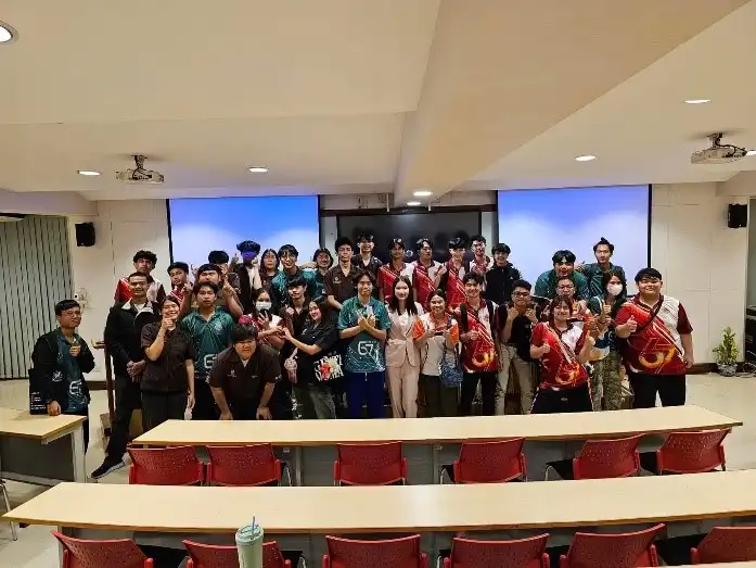 โครงการพัฒนานักศึกษาวิชาชีพครูช่างอุตสาหกรรมยุคใหม่ กิจกรรมส่งเสริมทักษะการสื่อสารภาษาไทยและภาษาอังกฤษสำหรับครู