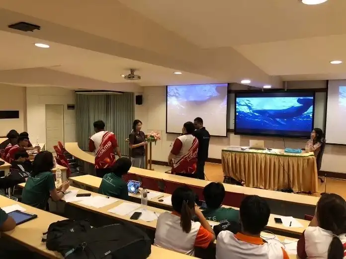 โครงการพัฒนานักศึกษาวิชาชีพครูช่างอุตสาหกรรมยุคใหม่ กิจกรรมส่งเสริมทักษะการสื่อสารภาษาไทยและภาษาอังกฤษสำหรับครู