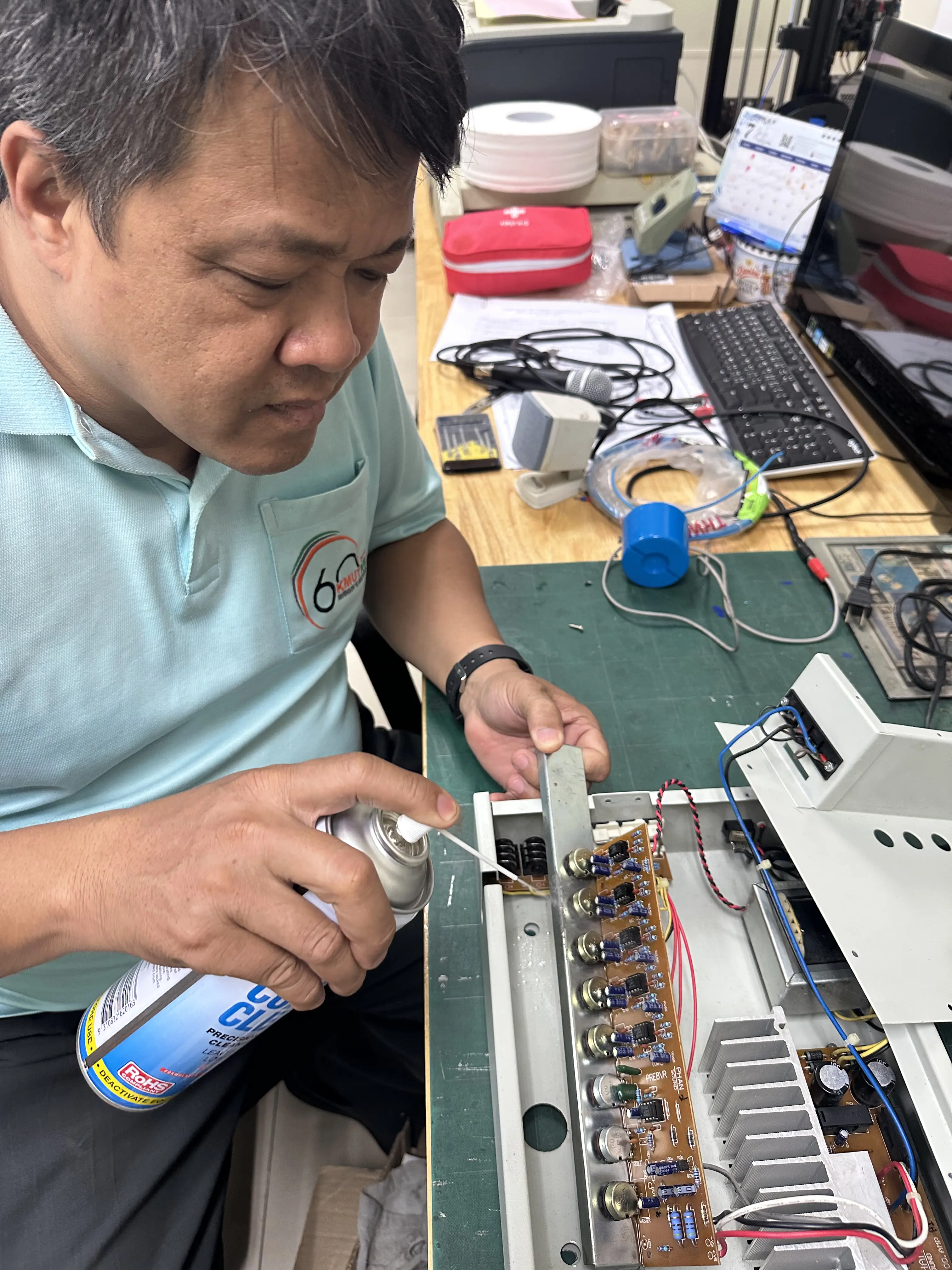 โครงการบำรุงรักษาระบบเครื่องเสียง ห้องเรียนรวม อาคาร 52 คณะครุศาสตร์อุตสาหกรรม จำนวน 27 ห้อง