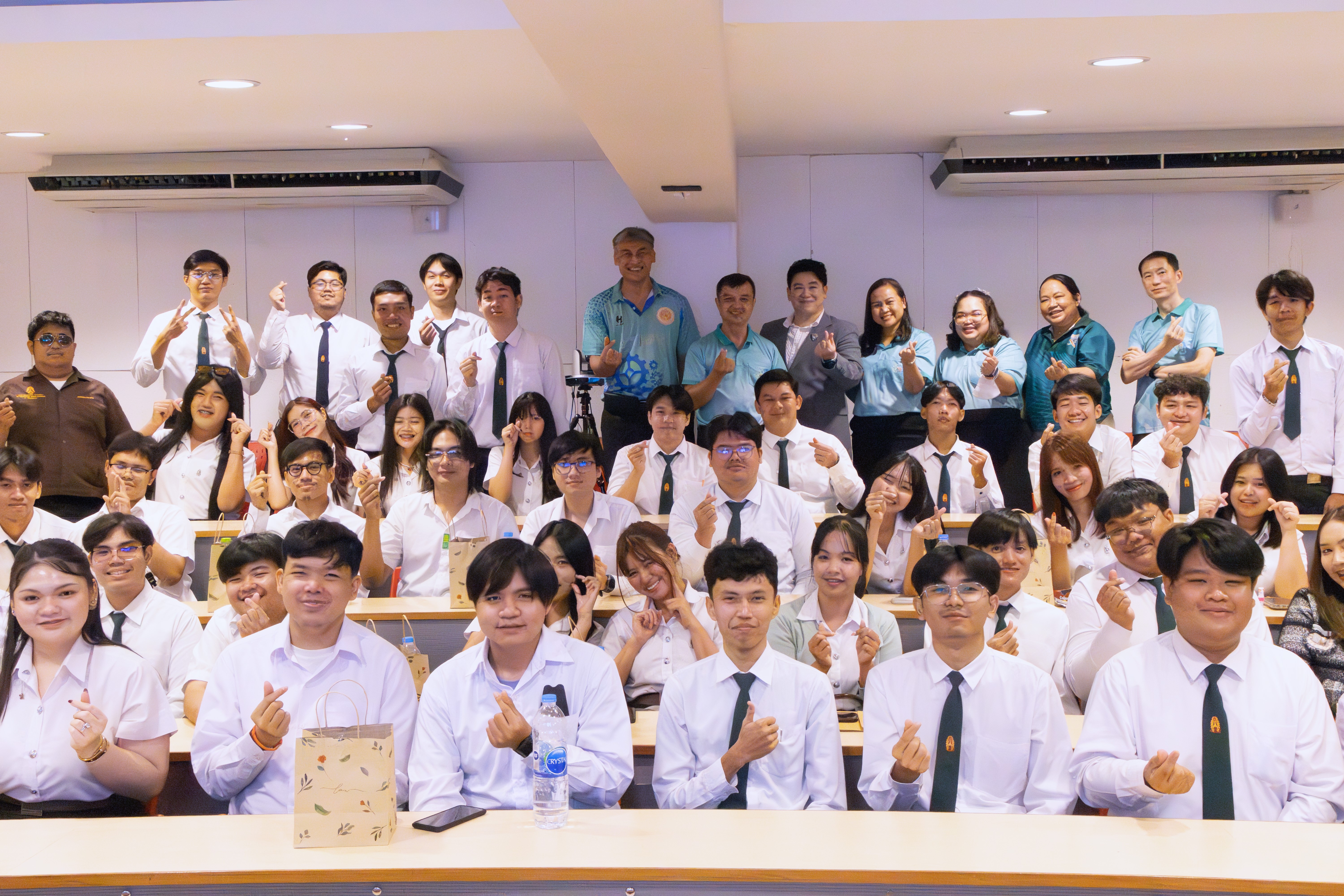 โครงการปัจฉิมนิเทศ “รับน้องส่งพี่สู่ฝั่งฝัน ประจำปีการศึกษา 2567”